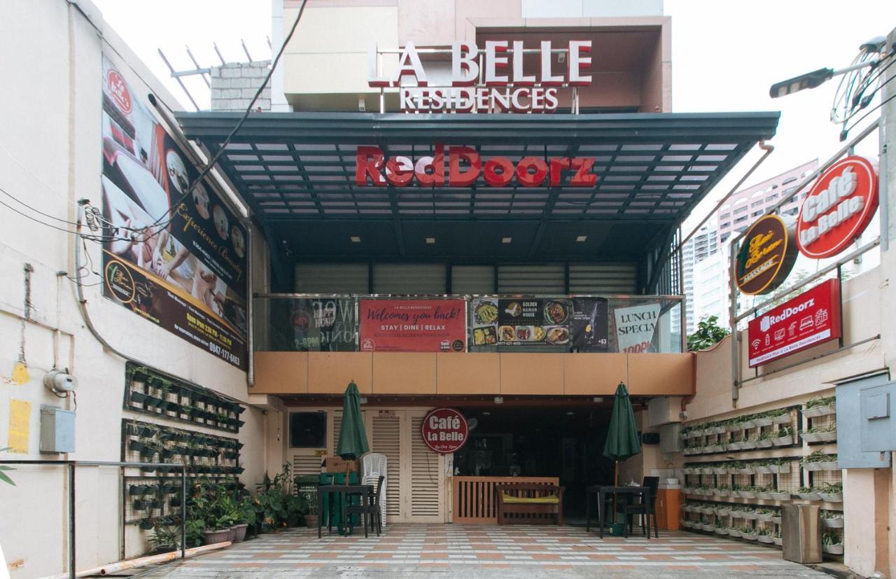 Reddoorz Plus At La Belle Residences Makati City 马尼拉 外观 照片
